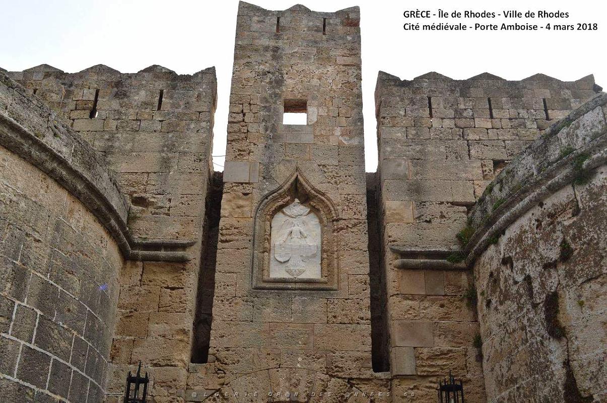 106- Citadelle medievale.JPG